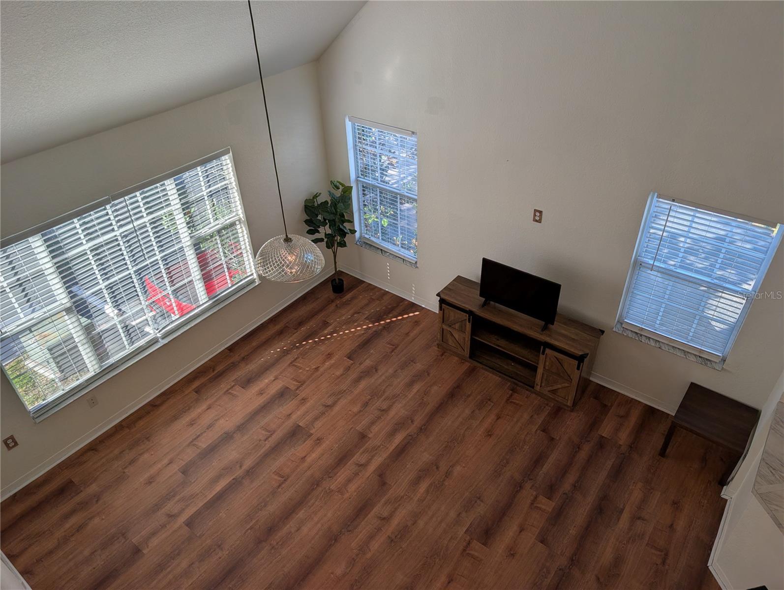 Image 32 of 39 For 10536 Windsor Lake Court 10536