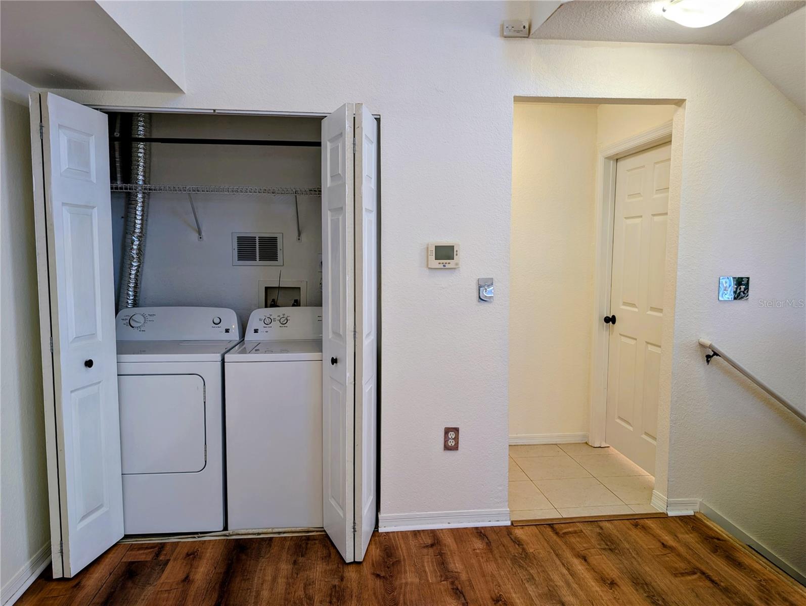 Image 9 of 39 For 10536 Windsor Lake Court 10536