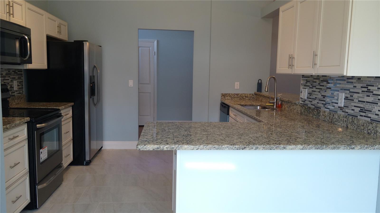 Image 6 of 33 For 28646 Tanner Drive