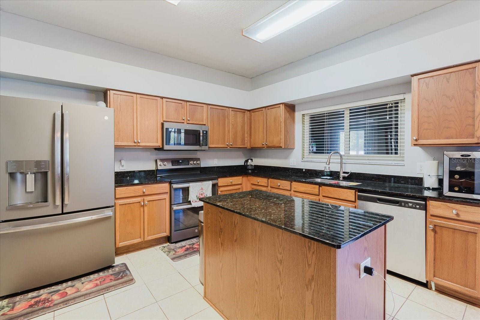 Image 33 of 88 For 2717 Avon River Drive