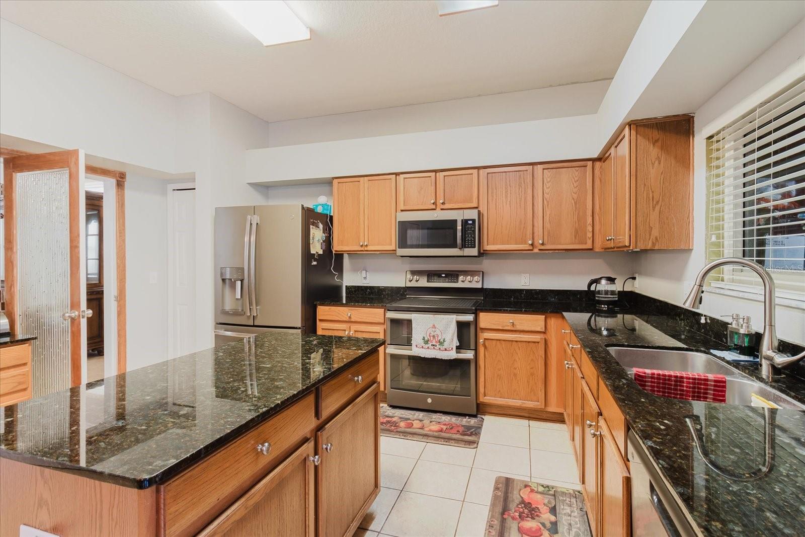 Image 38 of 88 For 2717 Avon River Drive