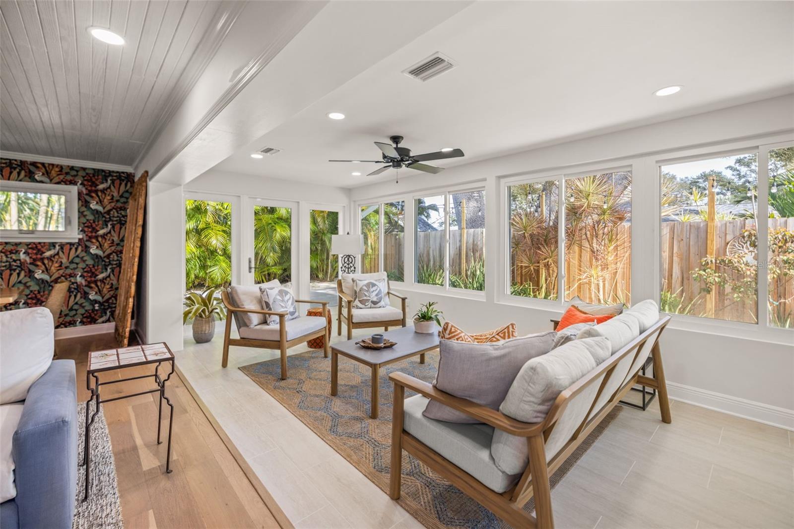 Image 15 of 51 For 2319 Middlecoff Drive