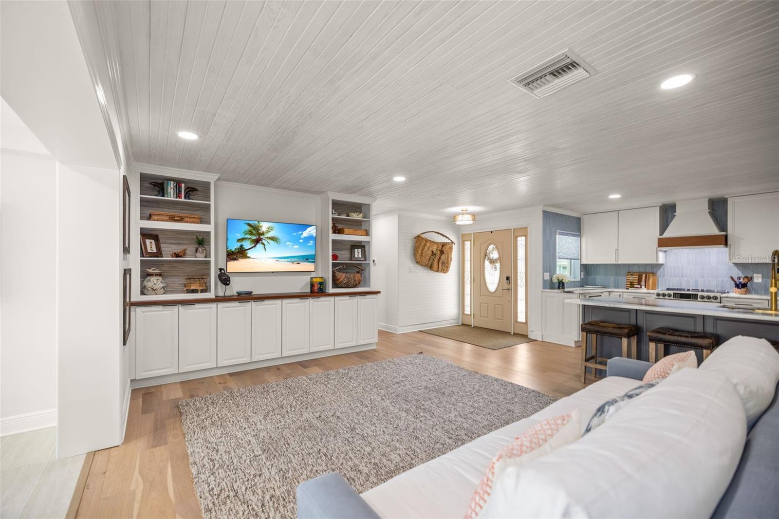 Image 20 of 51 For 2319 Middlecoff Drive