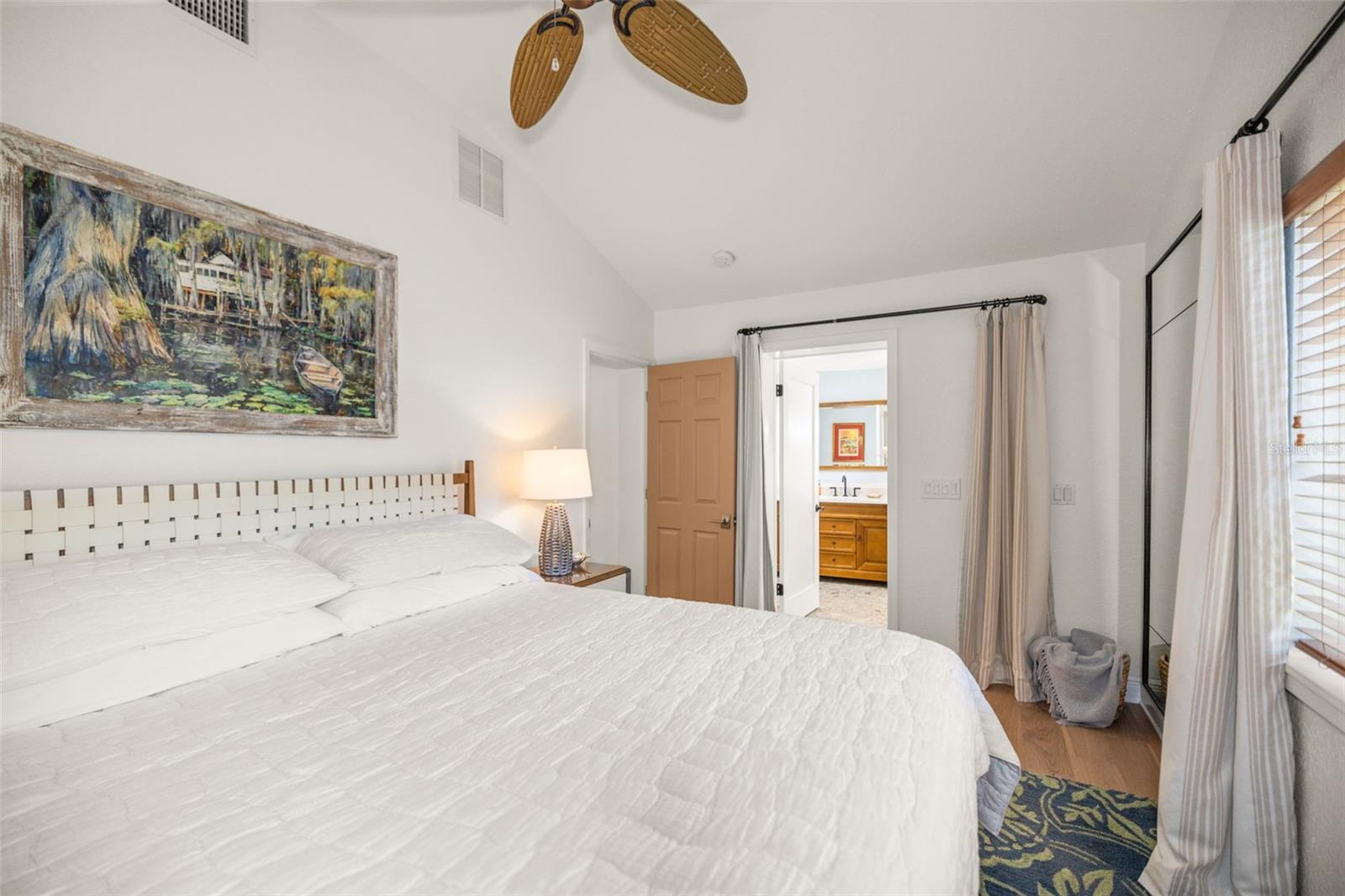 Image 24 of 51 For 2319 Middlecoff Drive