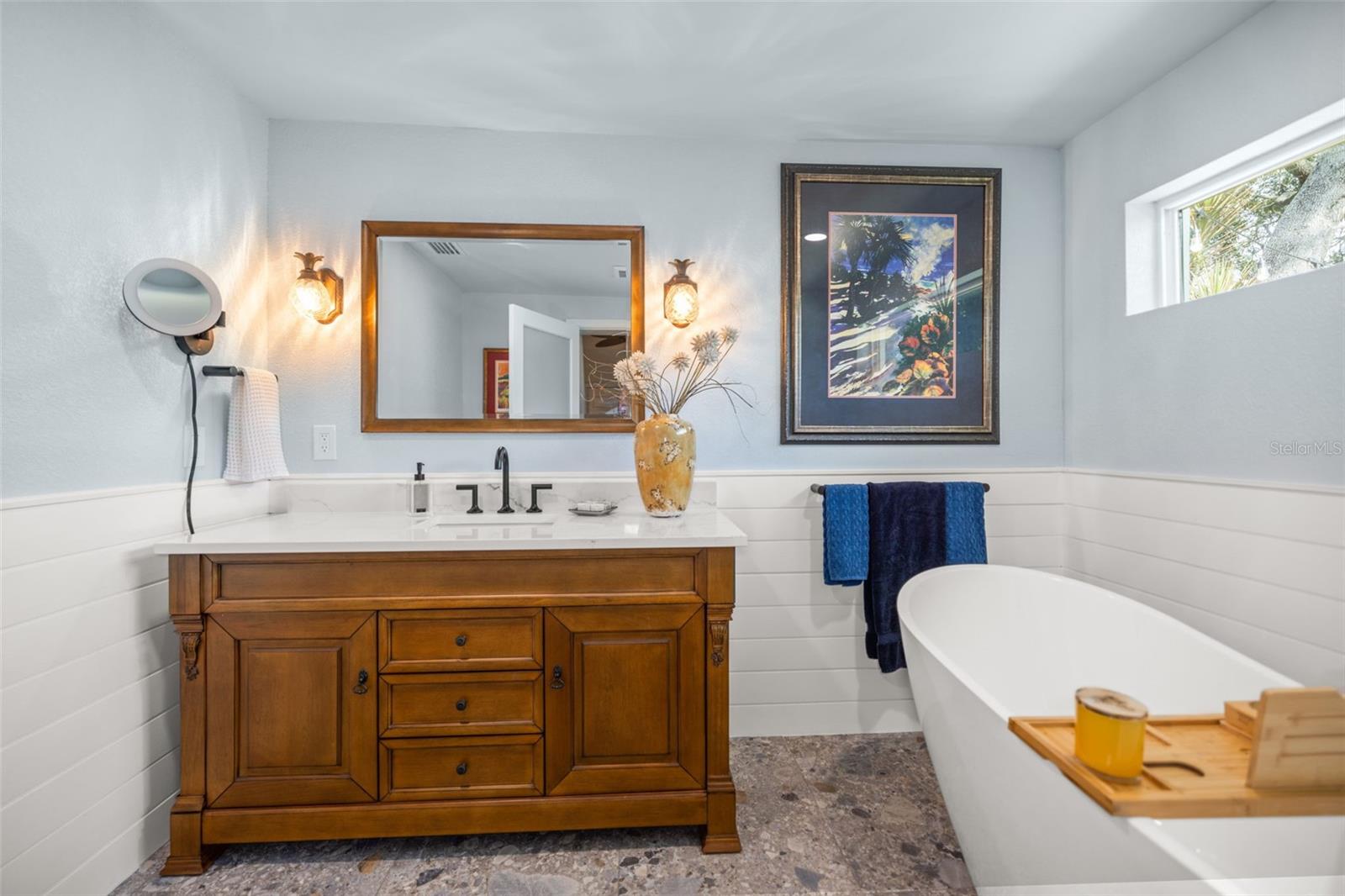 Image 27 of 51 For 2319 Middlecoff Drive