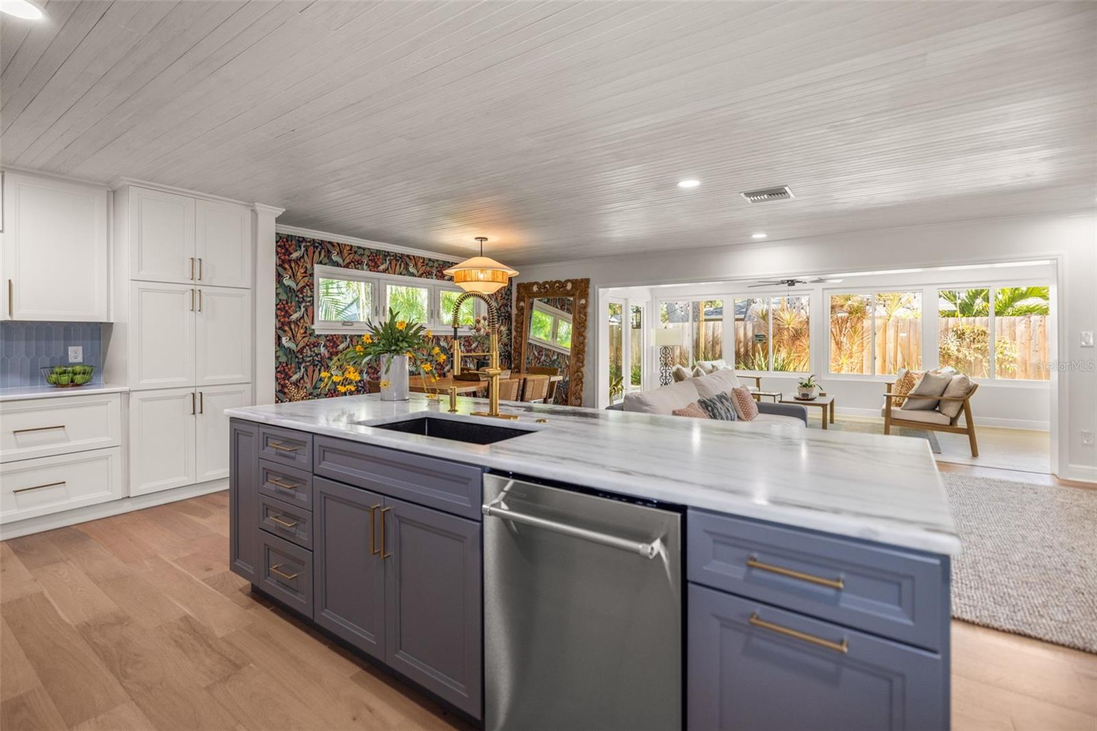 Image 3 of 51 For 2319 Middlecoff Drive