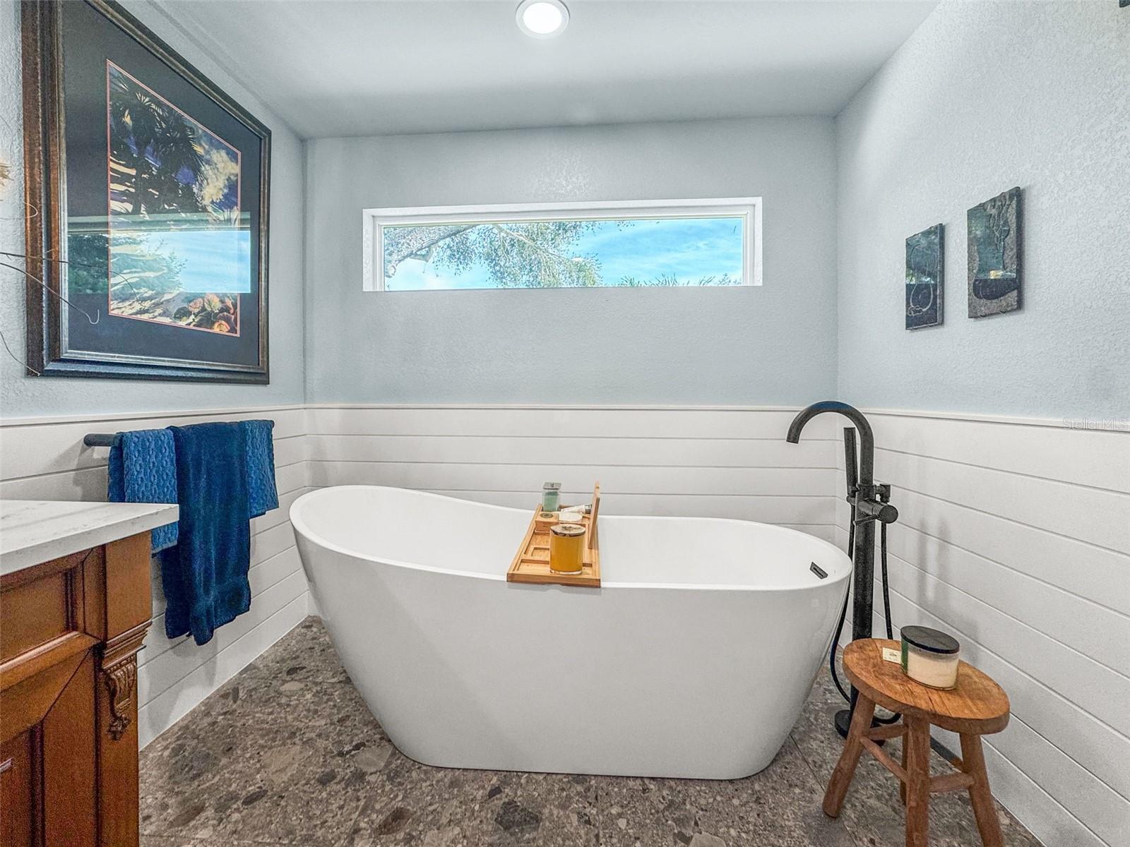 Image 30 of 51 For 2319 Middlecoff Drive