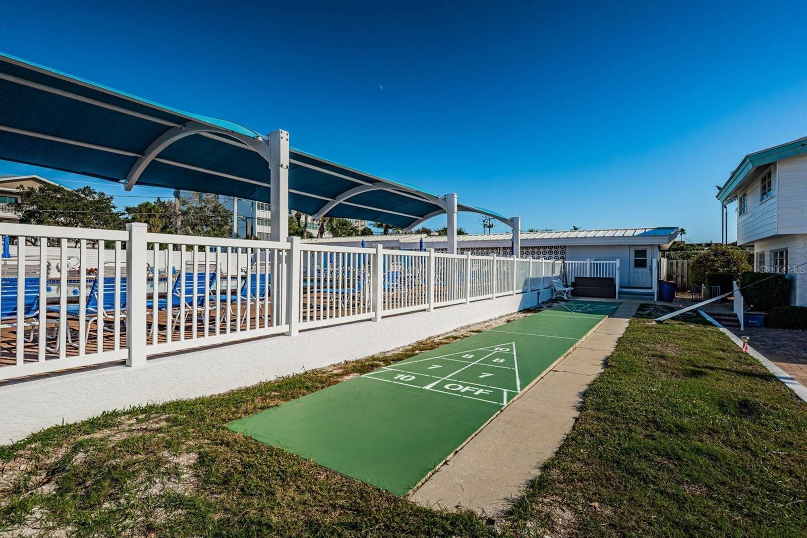 Image 23 of 24 For 6020 Midnight Pass Road 40