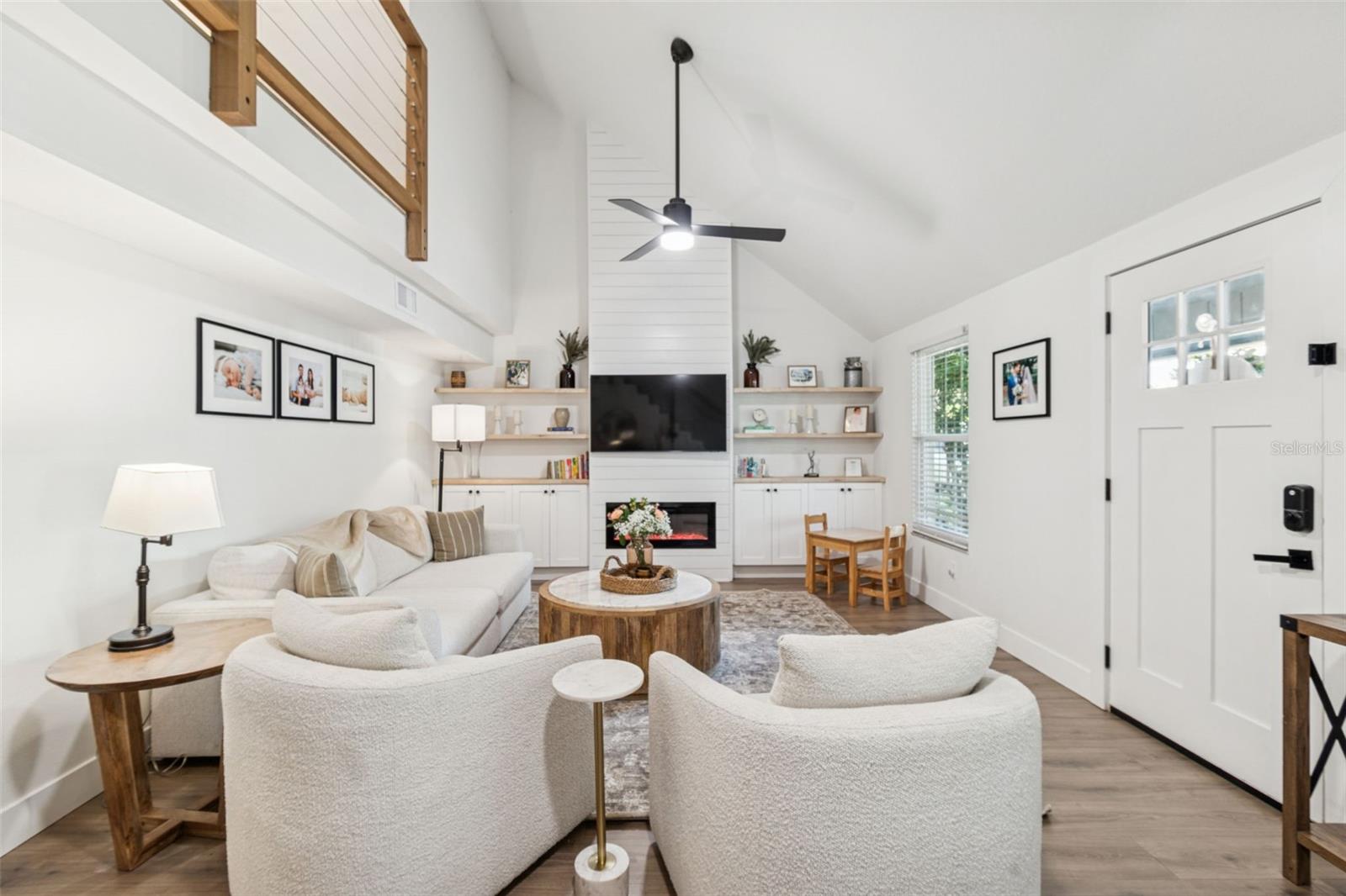 Image 4 of 30 For 3216 Oakellar Avenue