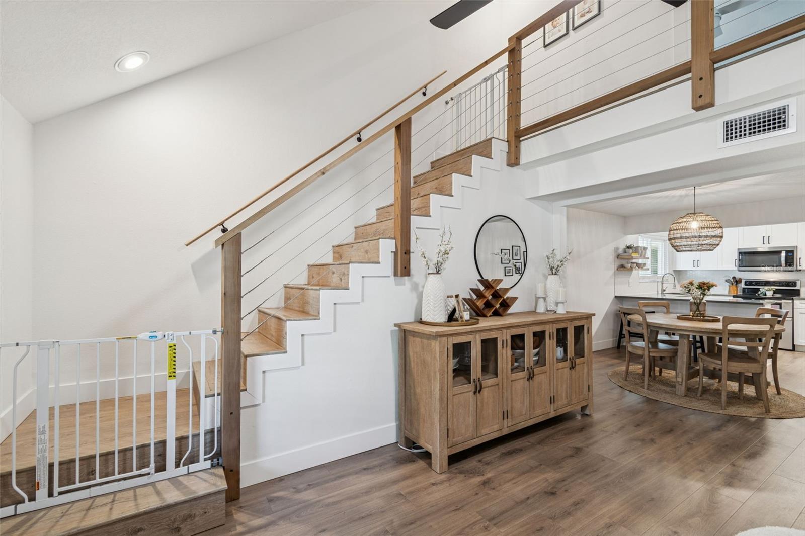 Image 8 of 30 For 3216 Oakellar Avenue