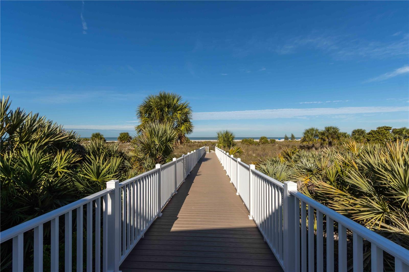 Image 48 of 62 For 1170 Gulf Boulevard 501