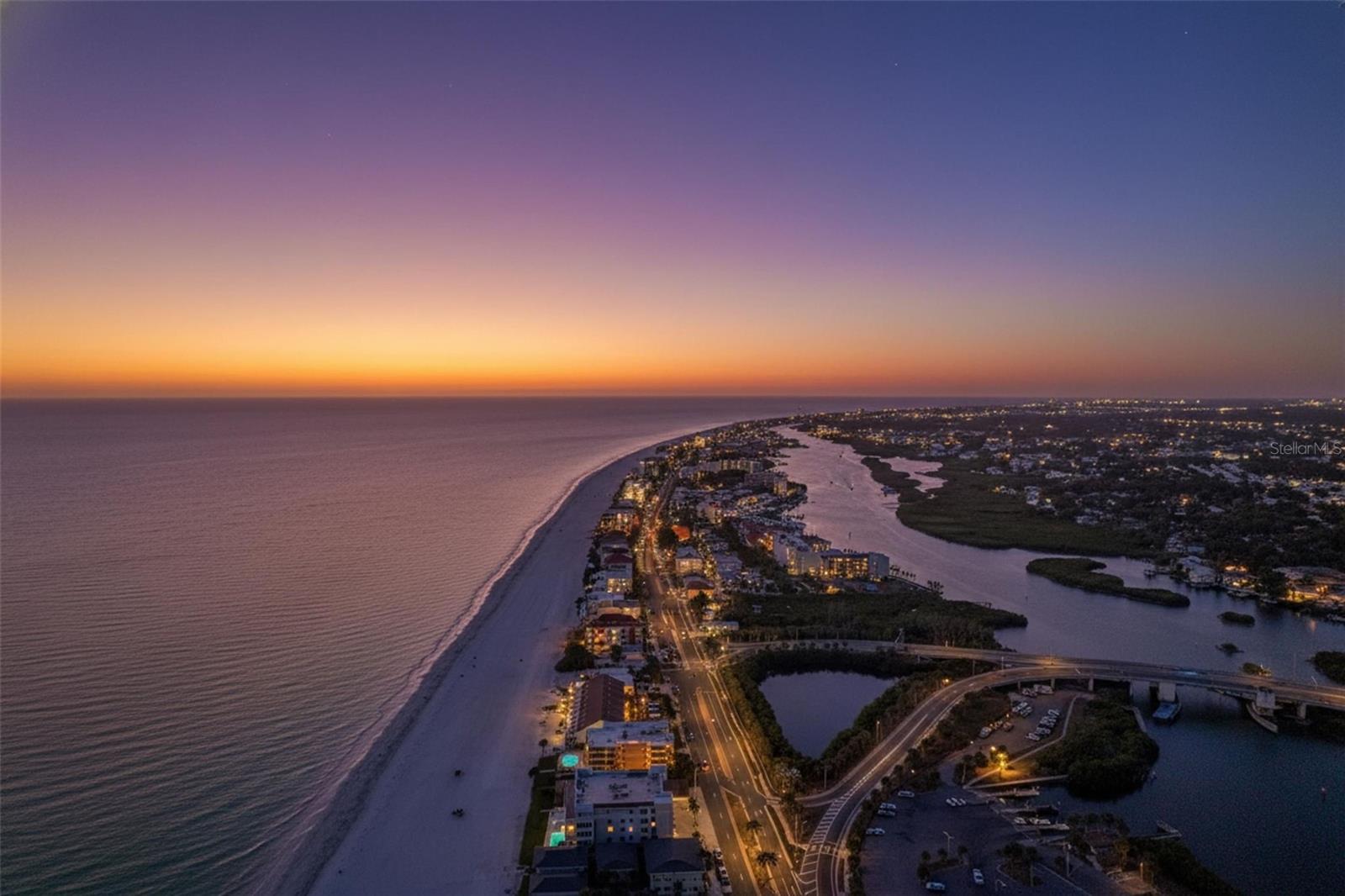 Image 49 of 62 For 1170 Gulf Boulevard 501