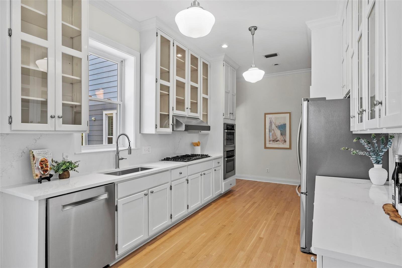 Image 14 of 66 For 1403 Watrous Avenue