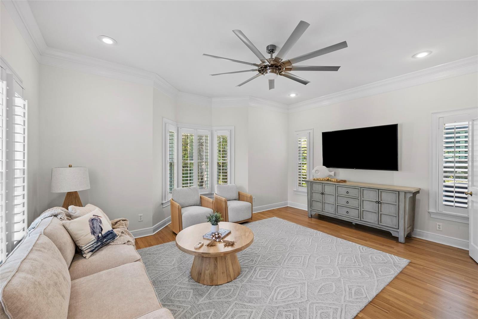 Image 20 of 66 For 1403 Watrous Avenue