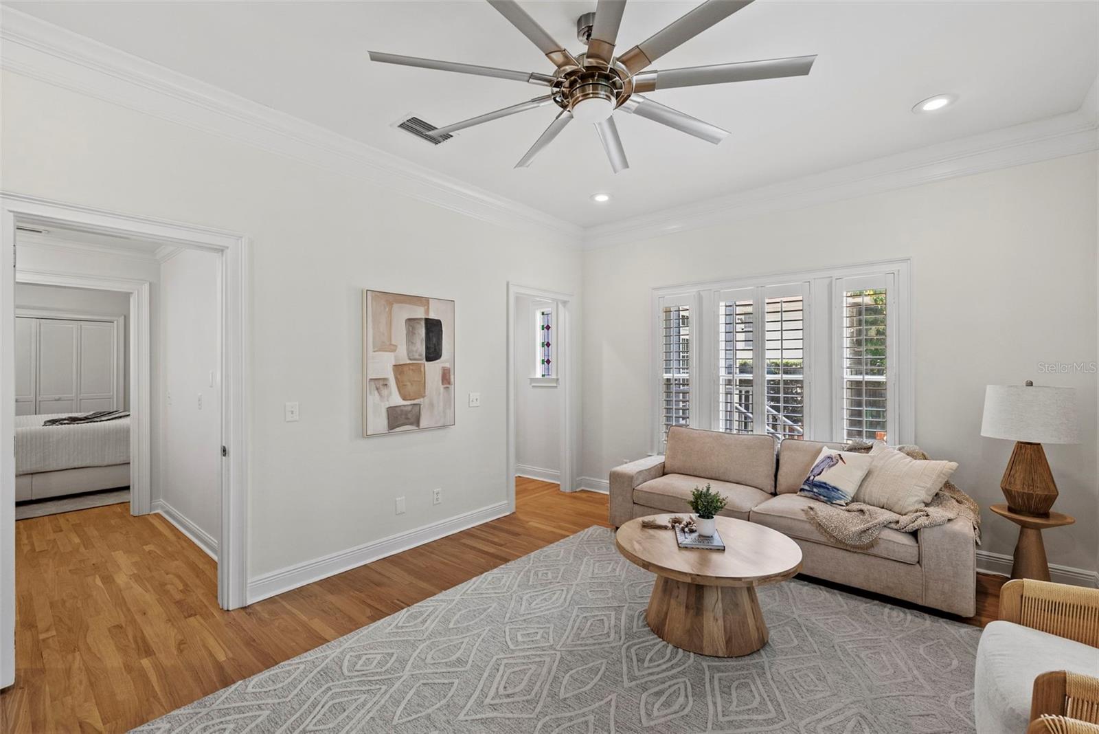 Image 22 of 66 For 1403 Watrous Avenue