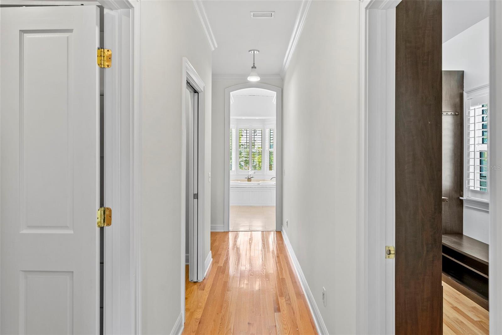 Image 48 of 66 For 1403 Watrous Avenue