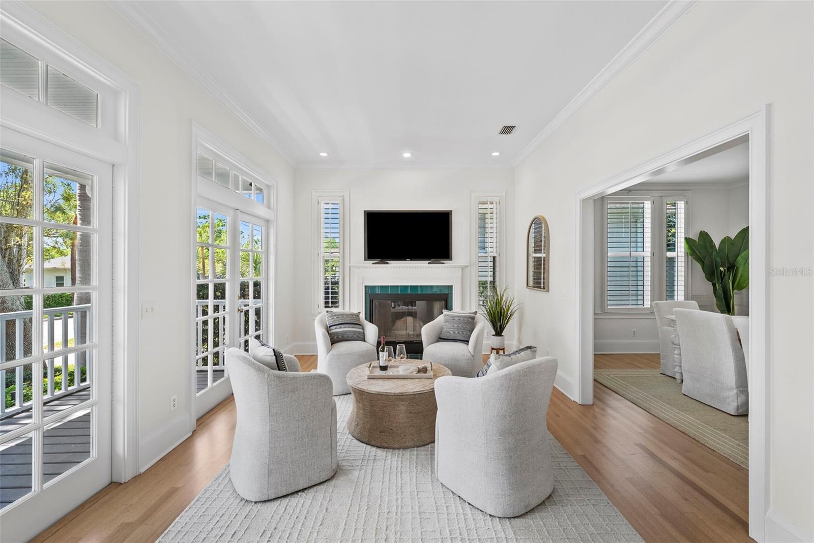 Image 5 of 66 For 1403 Watrous Avenue