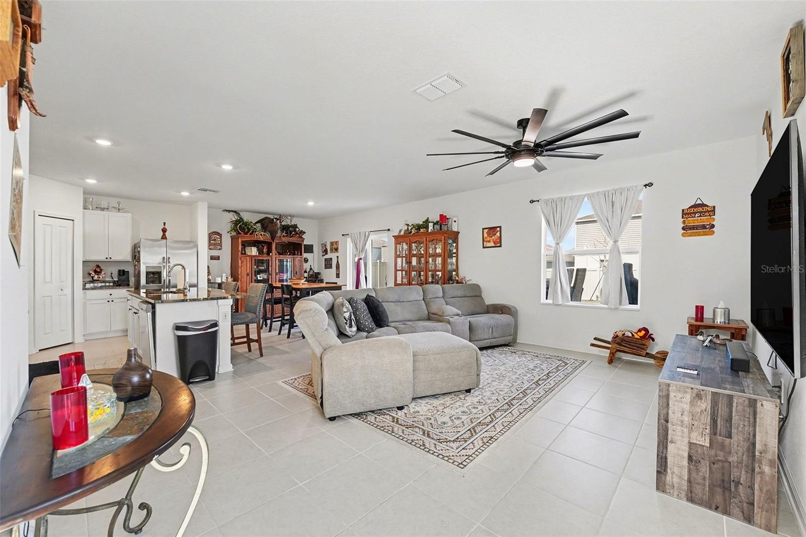 Image 2 of 13 For 1985 Sarah Street