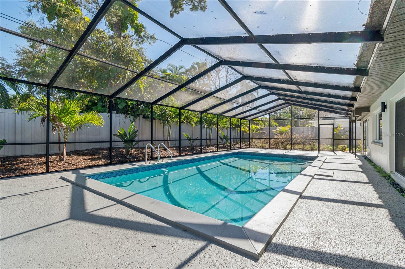 Image 60 of 82 For 3197 Walnut Street Ne