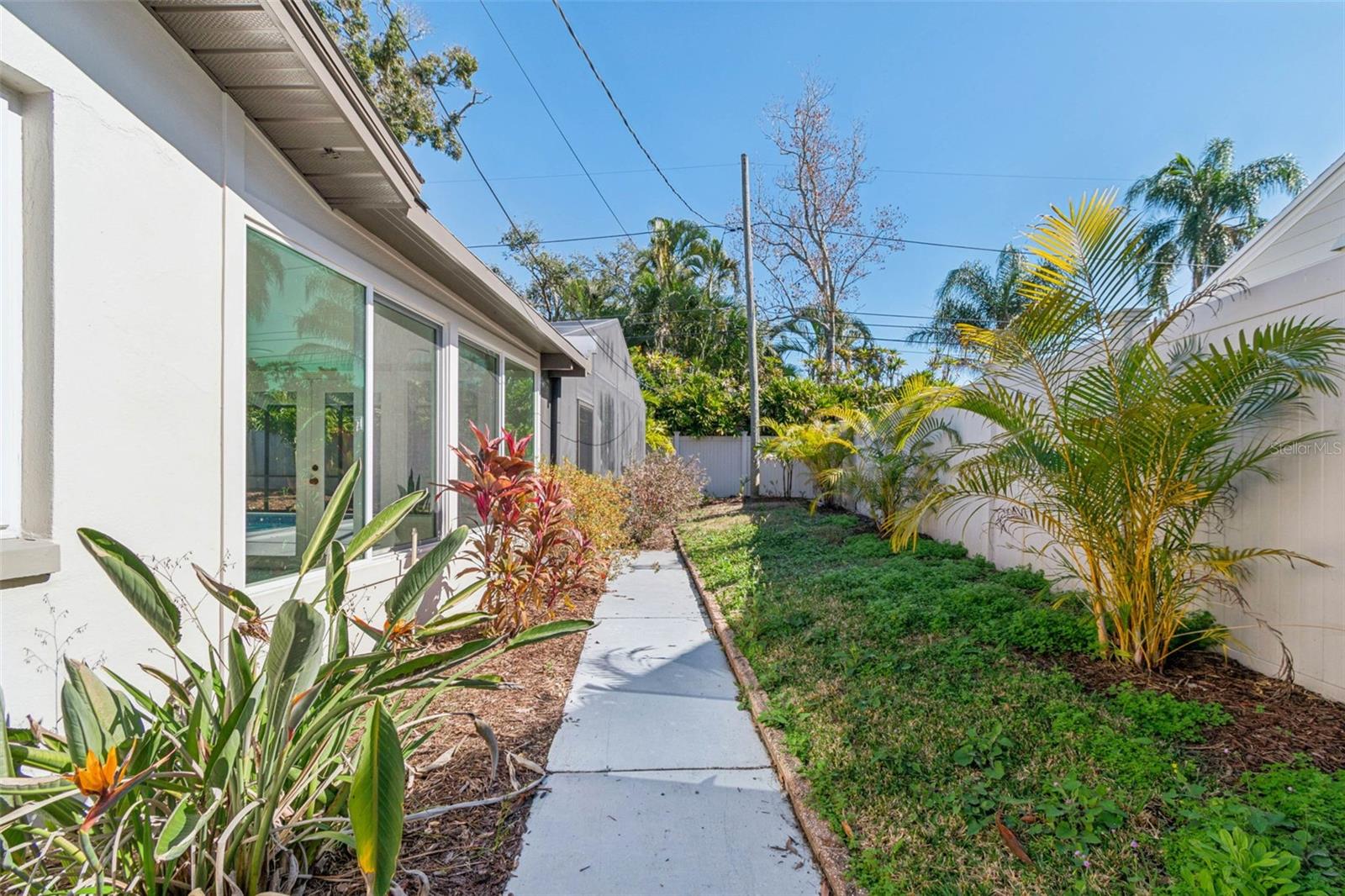 Image 65 of 82 For 3197 Walnut Street Ne