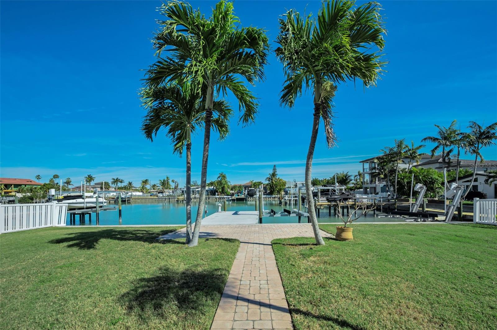 Image 5 of 25 For 12155 5th Street E