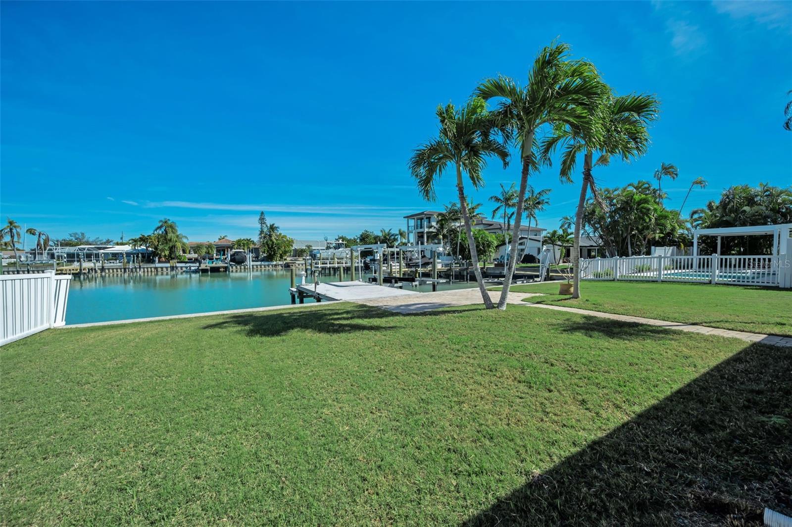 Image 6 of 25 For 12155 5th Street E