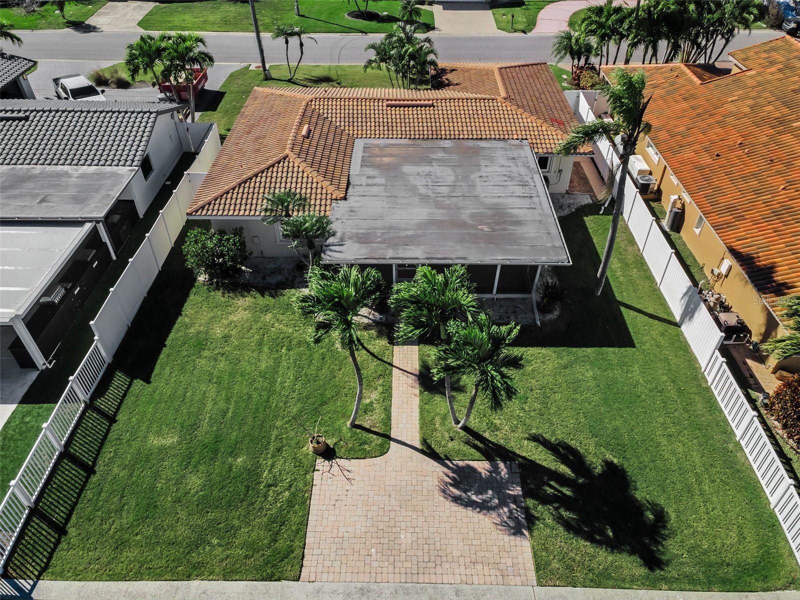 Image 9 of 25 For 12155 5th Street E