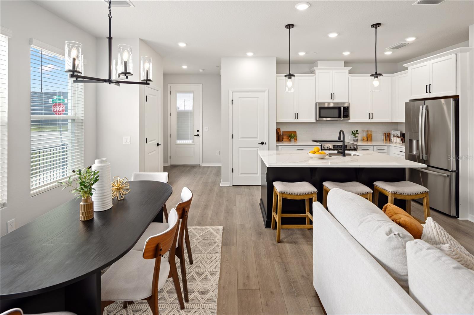 Image 13 of 35 For 901 Lake Baldwin Lane