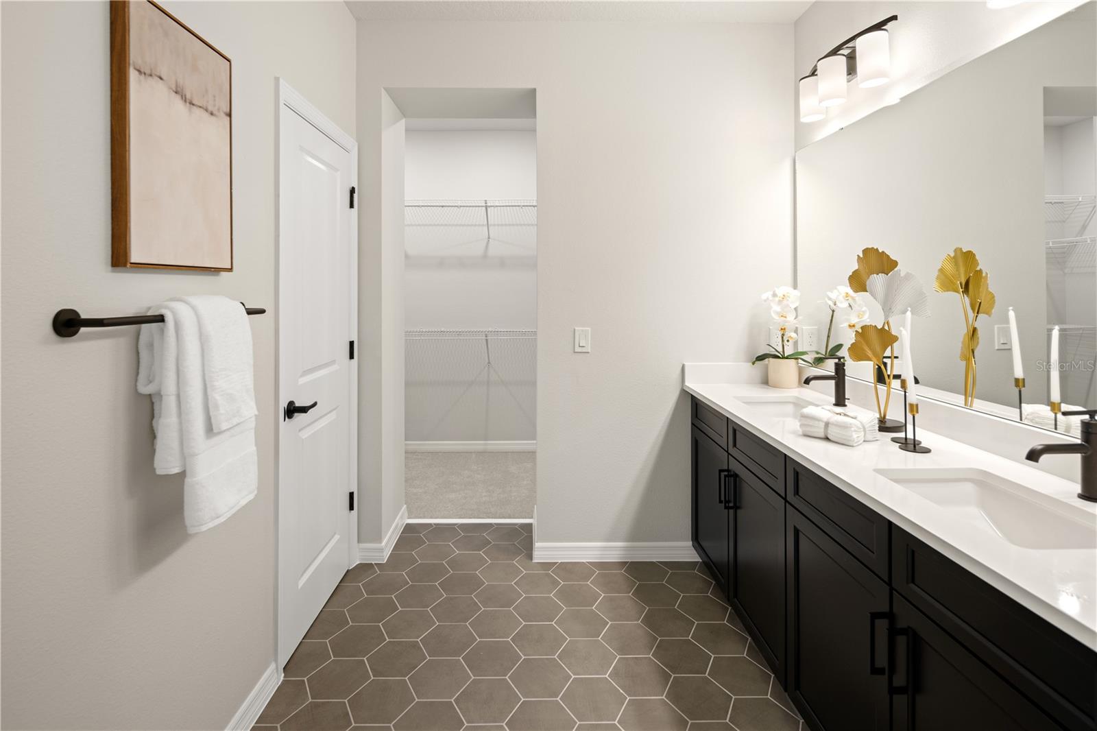 Image 22 of 35 For 901 Lake Baldwin Lane