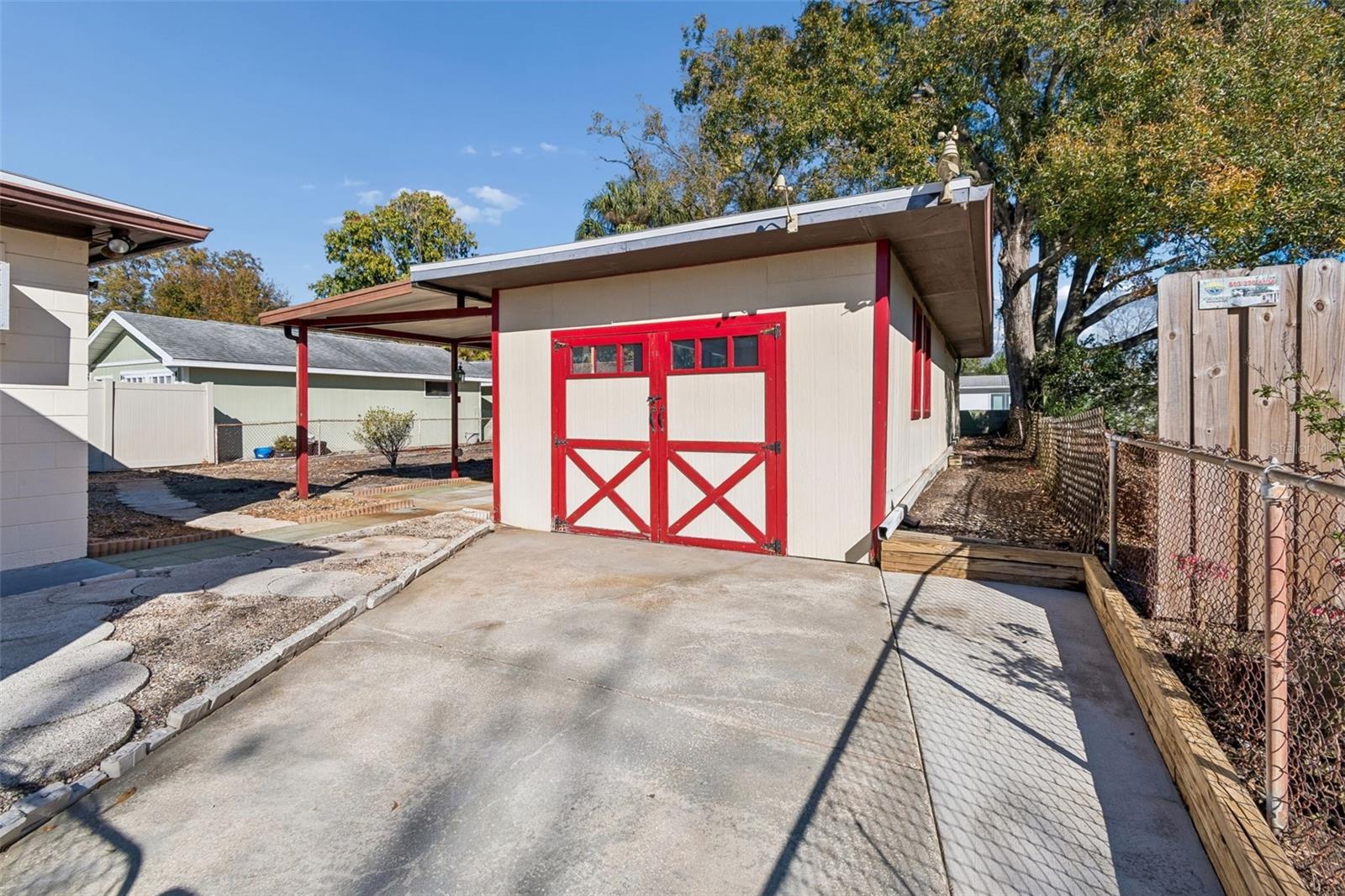 Image 23 of 38 For 607 Matanzas Avenue