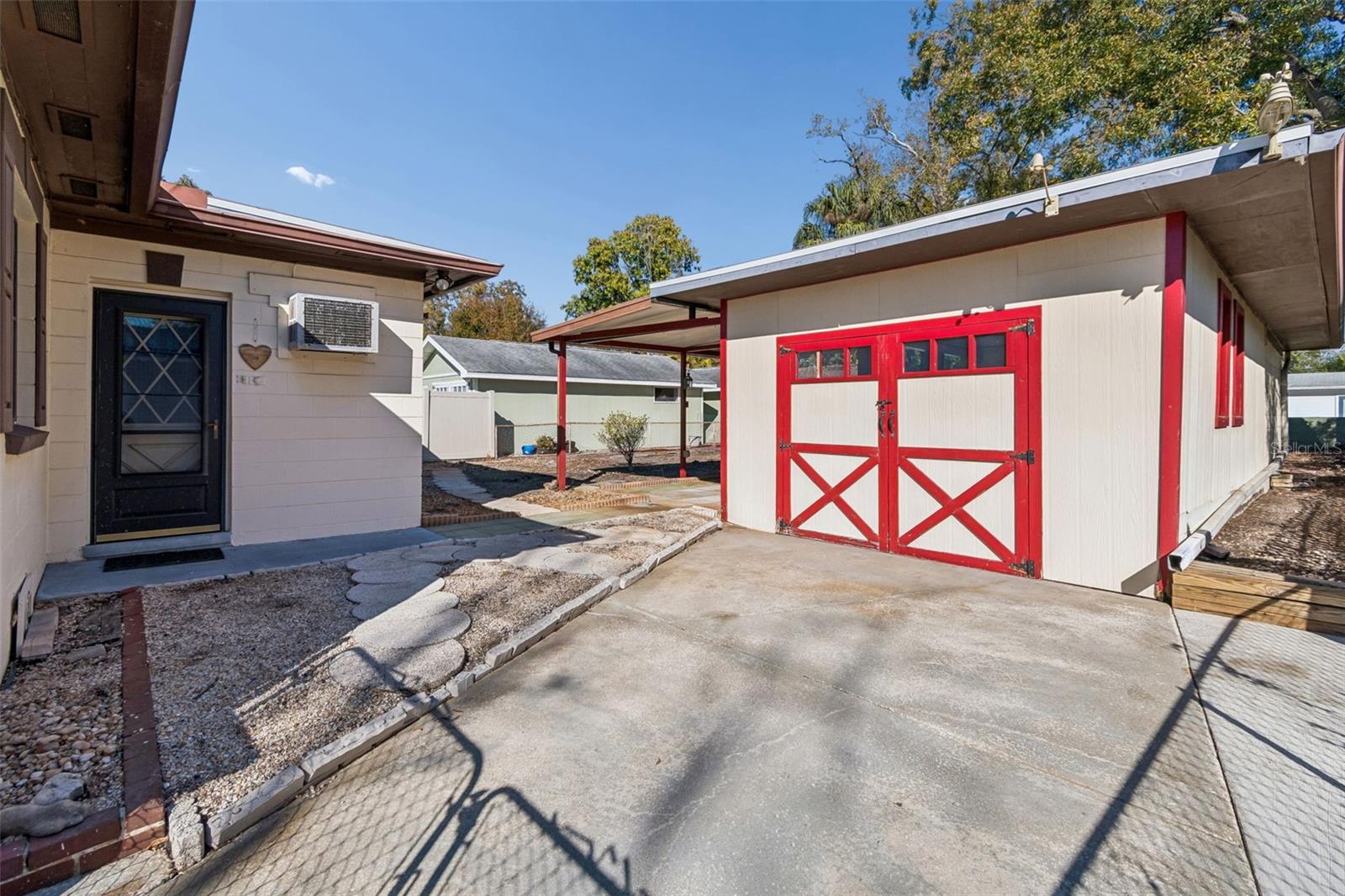 Image 24 of 38 For 607 Matanzas Avenue