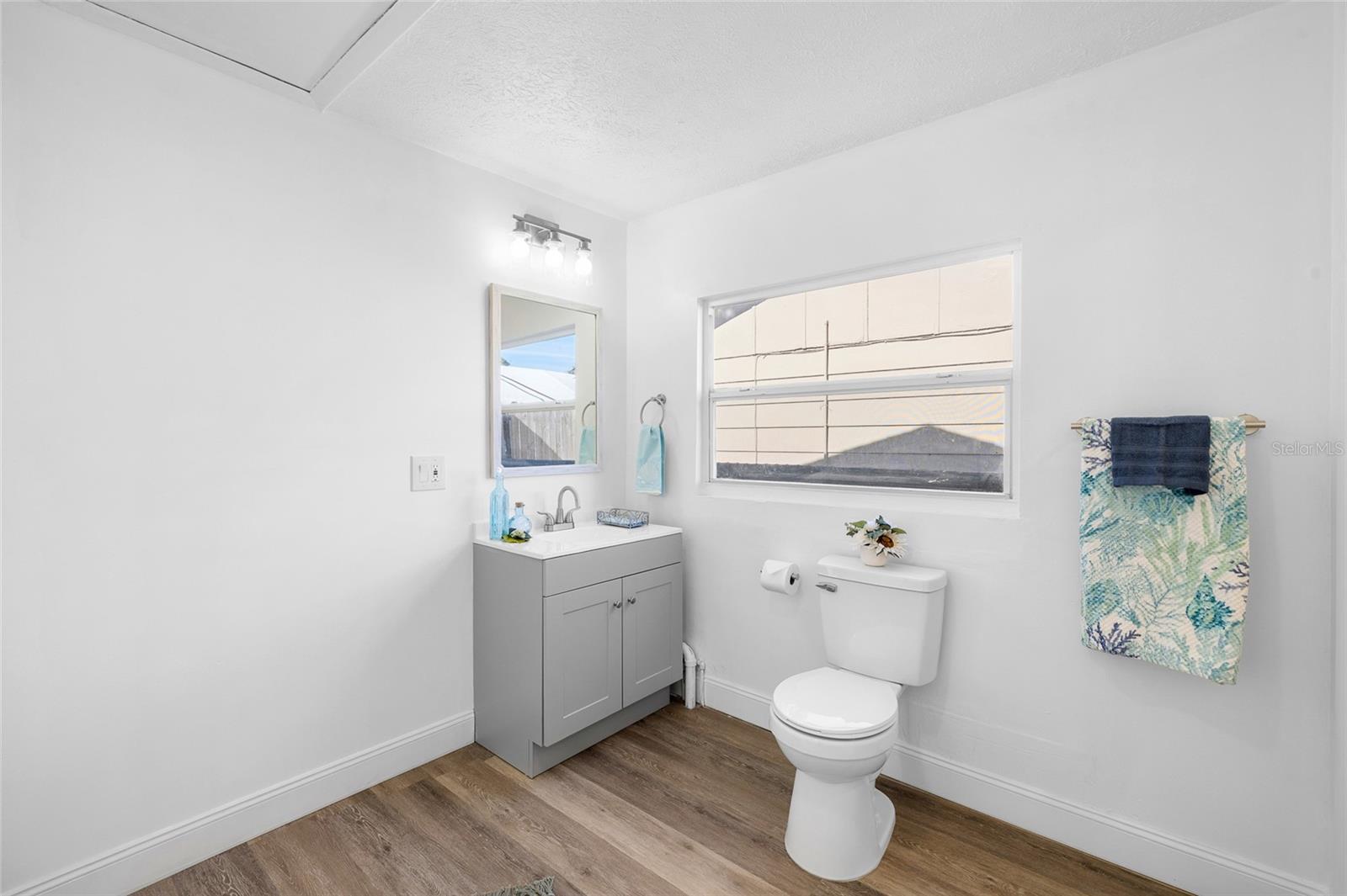 Image 17 of 35 For 4244 Mesa Drive