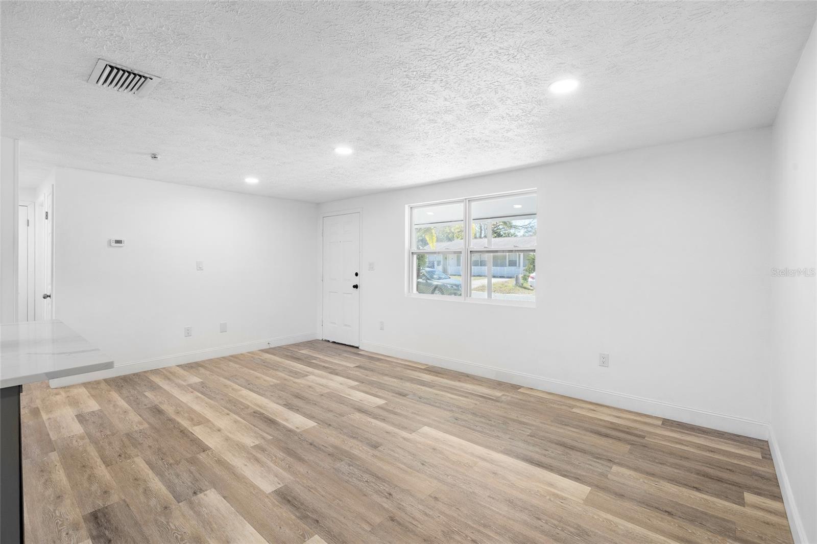 Image 5 of 35 For 4244 Mesa Drive