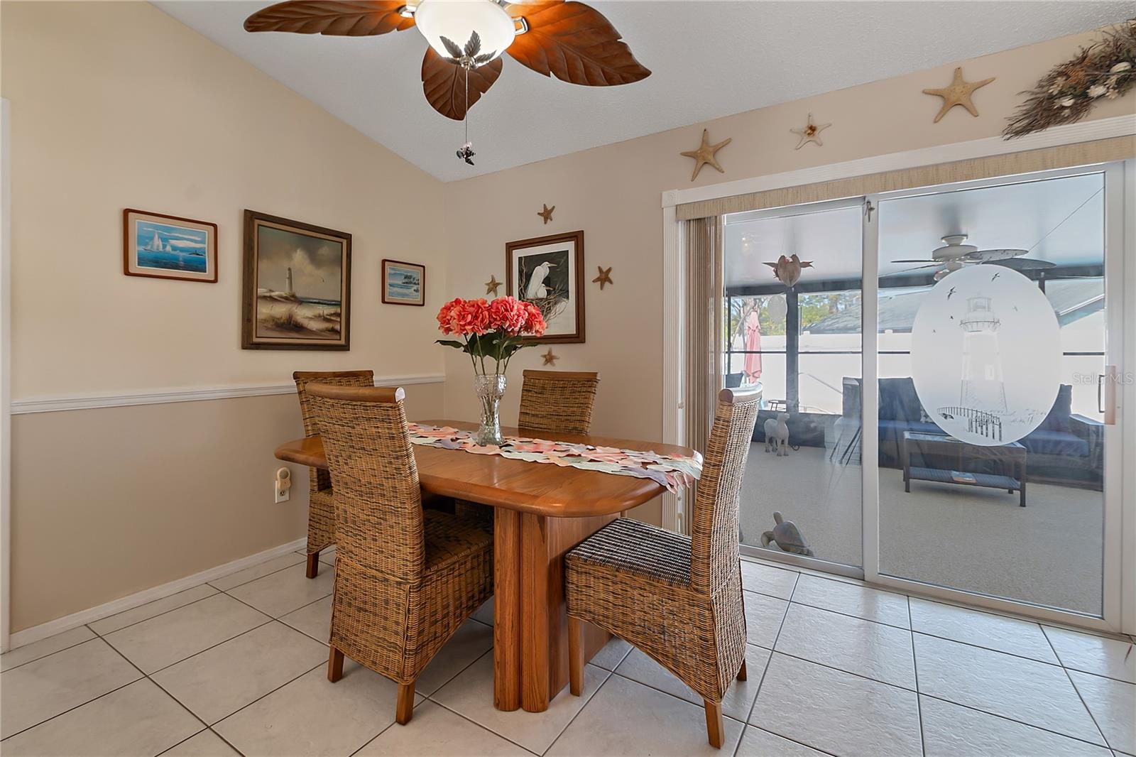 Image 21 of 39 For 8297 100th Avenue