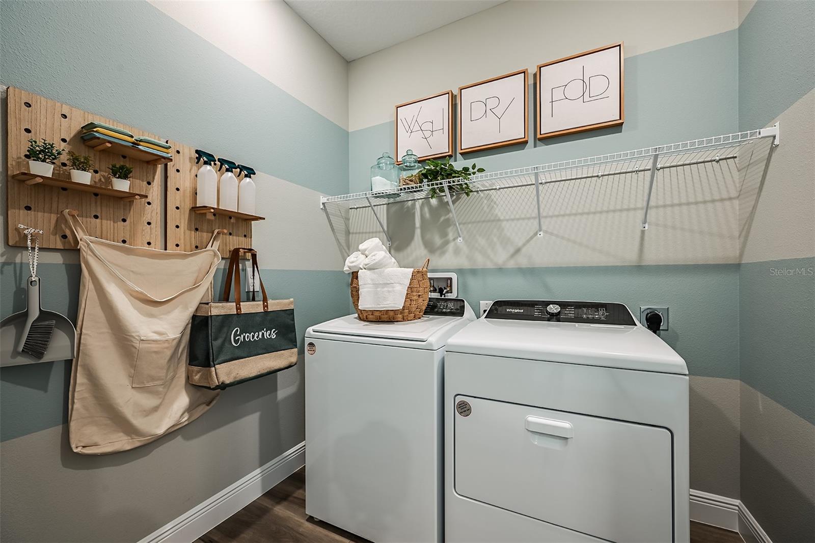 Listing photo id 8 for 33471 Twilight Sea Place