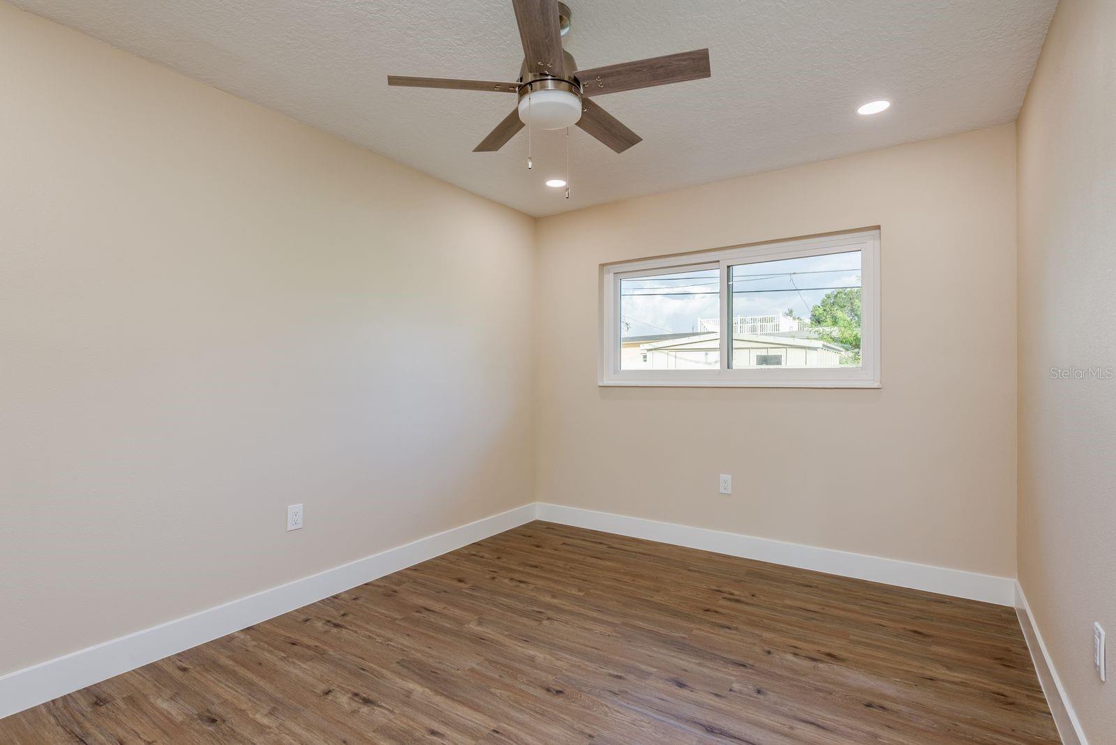 Image 16 of 22 For 2480 Del Rio Way