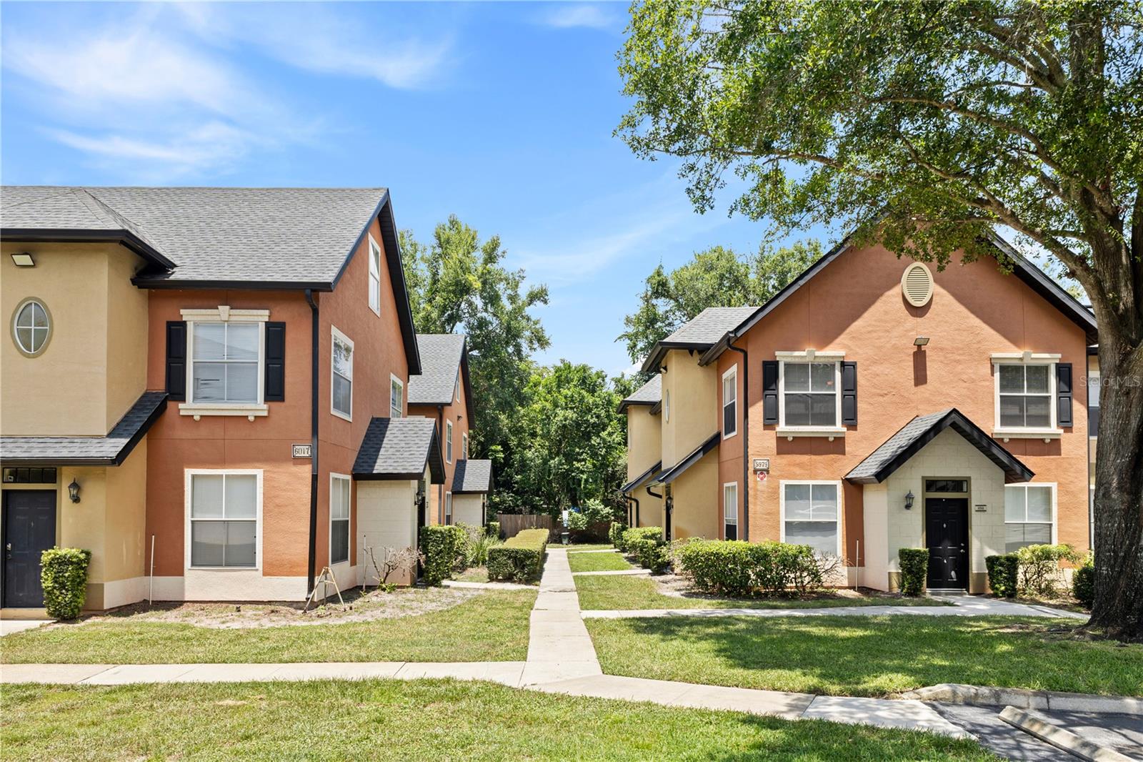 Image 3 of 27 For 6017 Westgate Drive 913