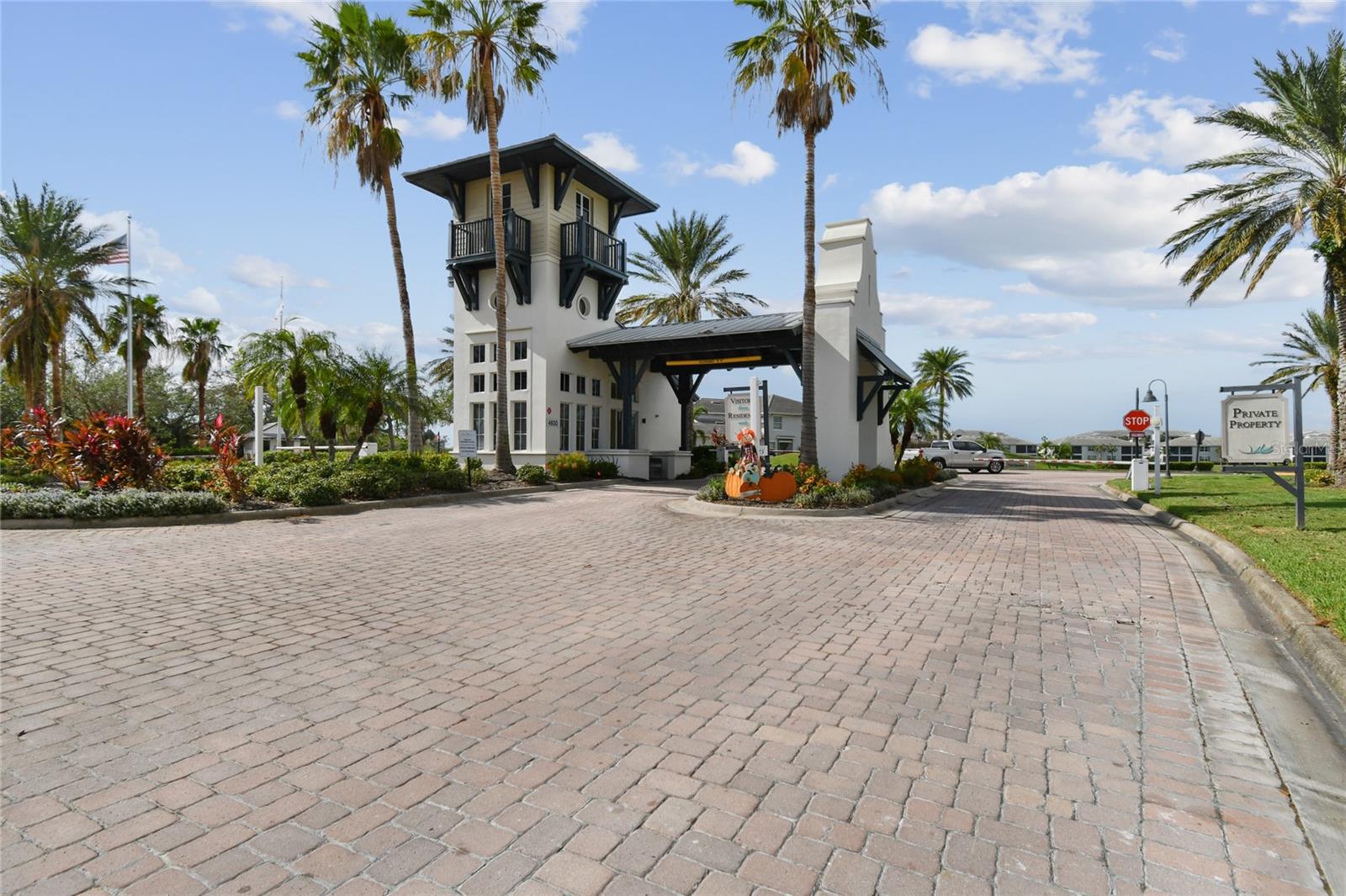 Image 23 of 38 For 920 Tidewater Shores Loop 205