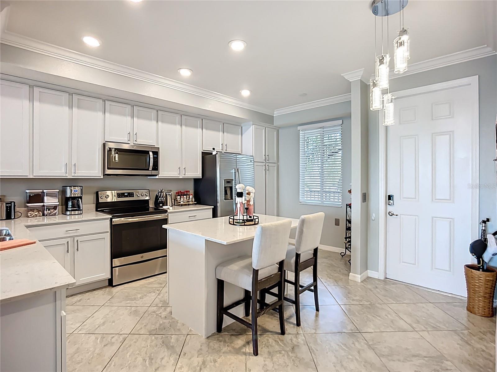 Image 5 of 38 For 920 Tidewater Shores Loop 205