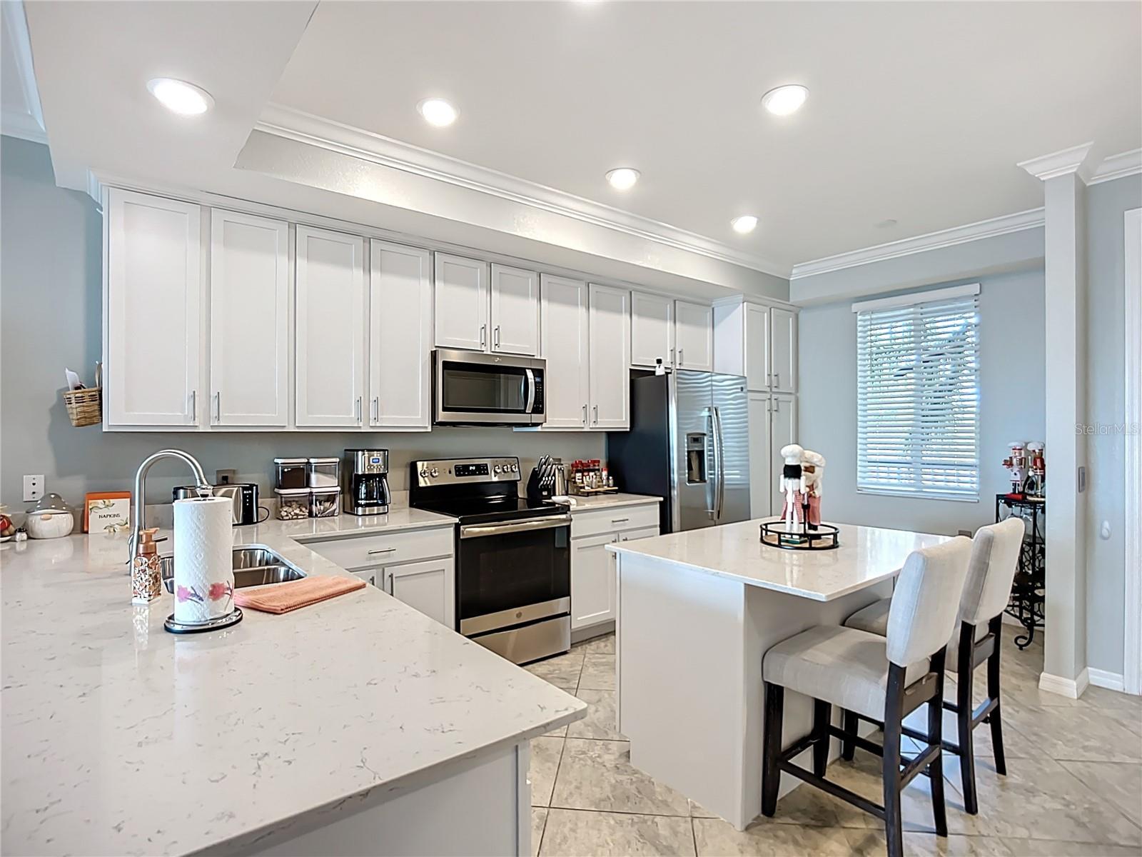 Image 8 of 38 For 920 Tidewater Shores Loop 205