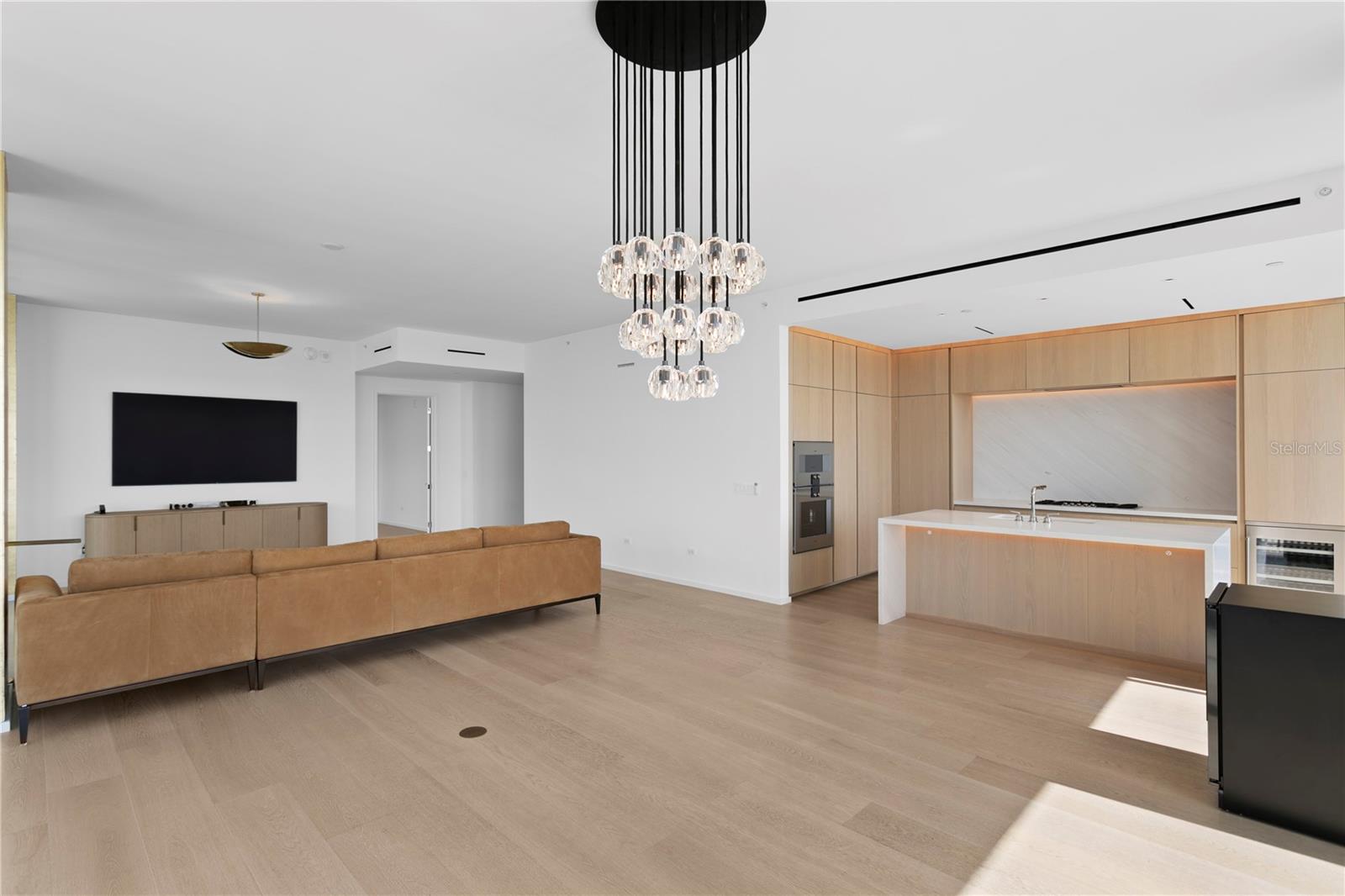 Image 20 of 51 For 1000 Water Street 1201