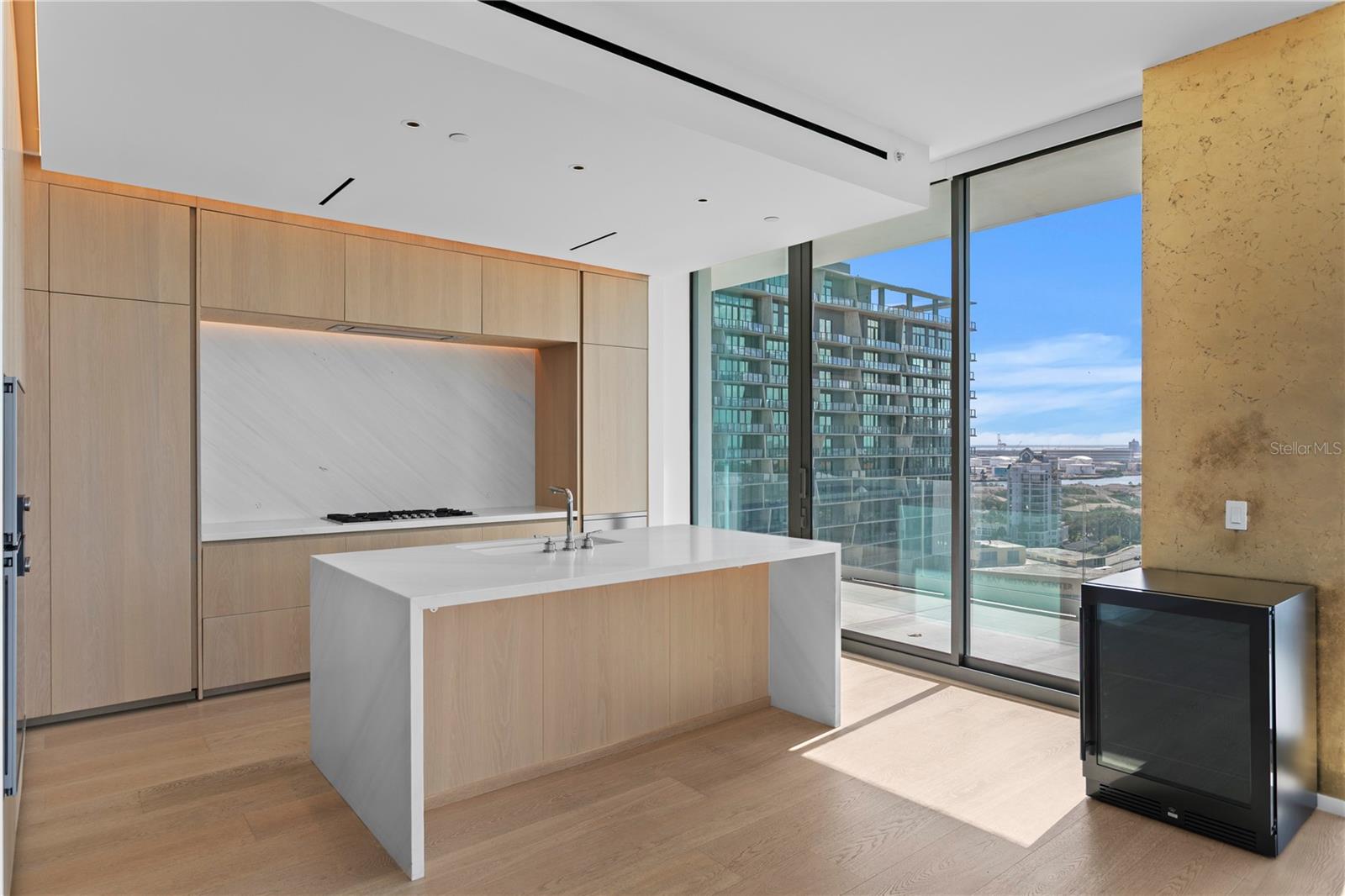 Image 24 of 51 For 1000 Water Street 1201