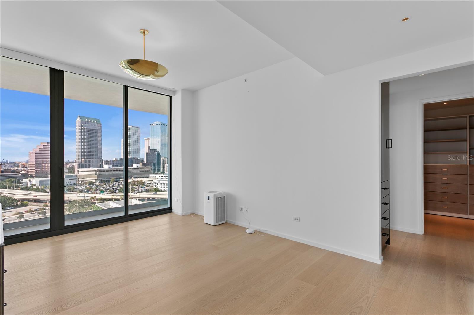 Image 28 of 51 For 1000 Water Street 1201