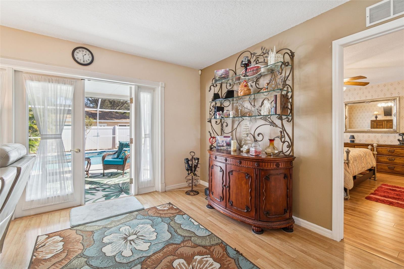 Listing photo id 14 for 11309 112th Court