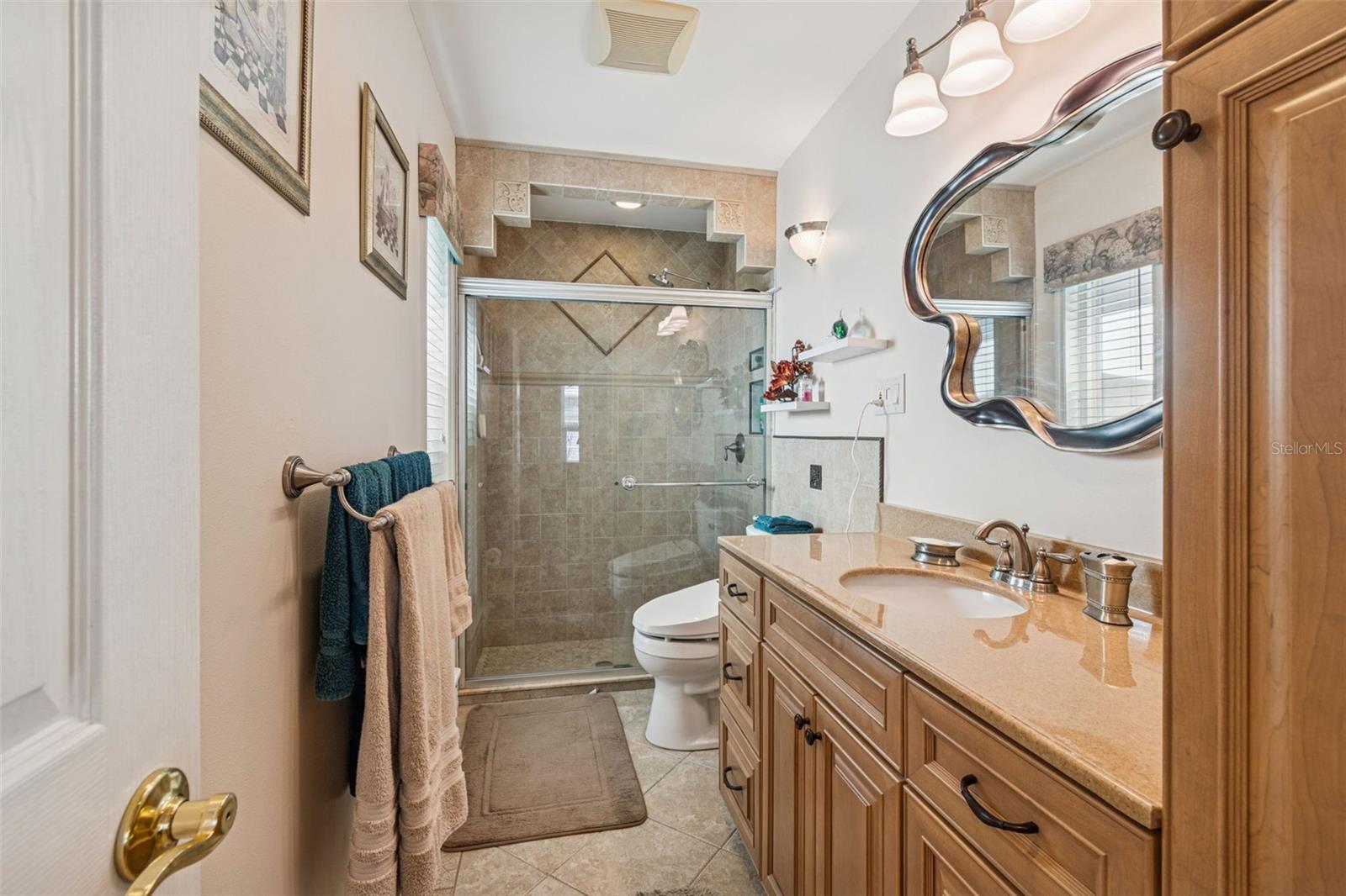 Listing photo id 19 for 11309 112th Court