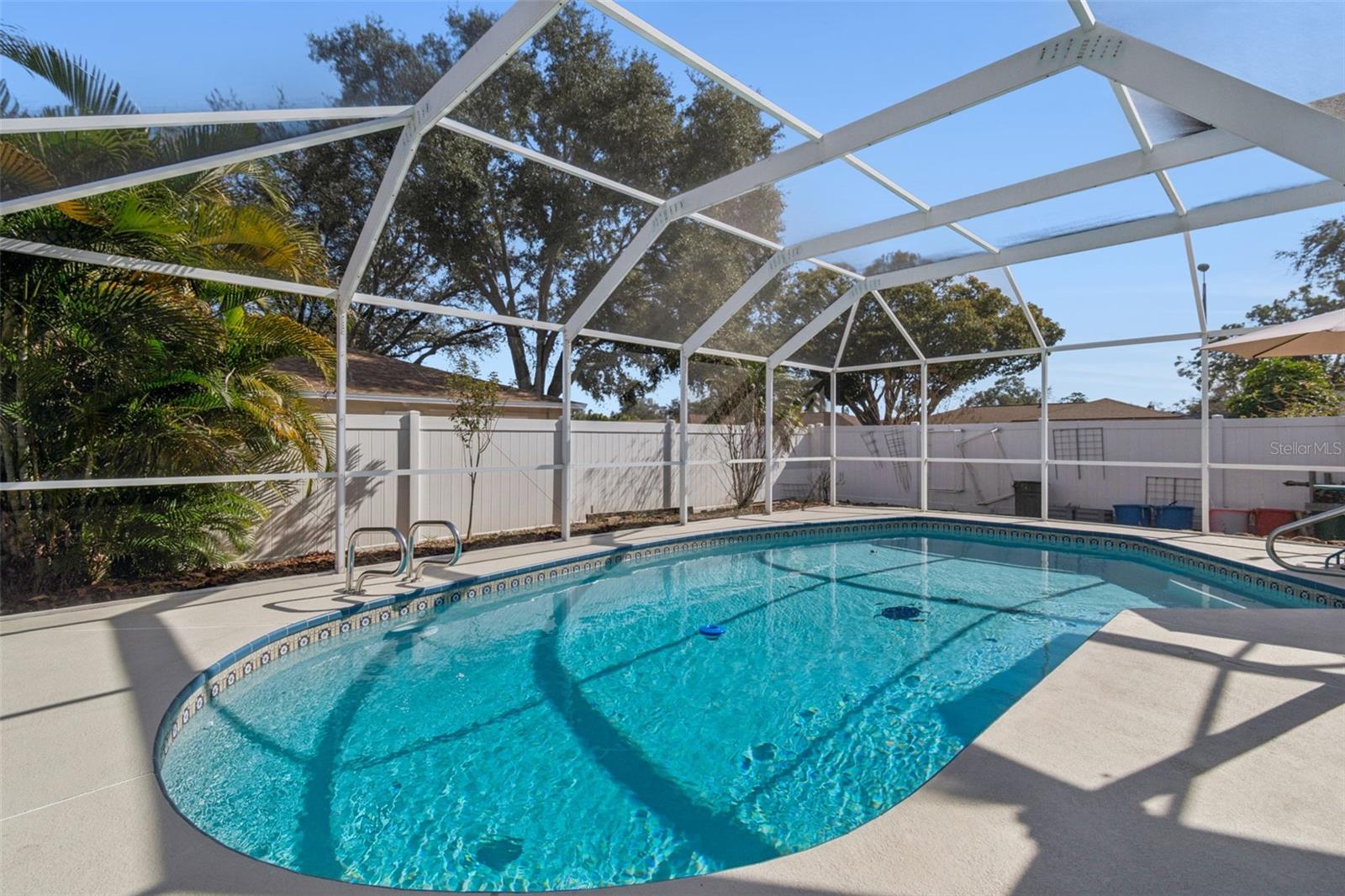 Listing photo id 32 for 11309 112th Court