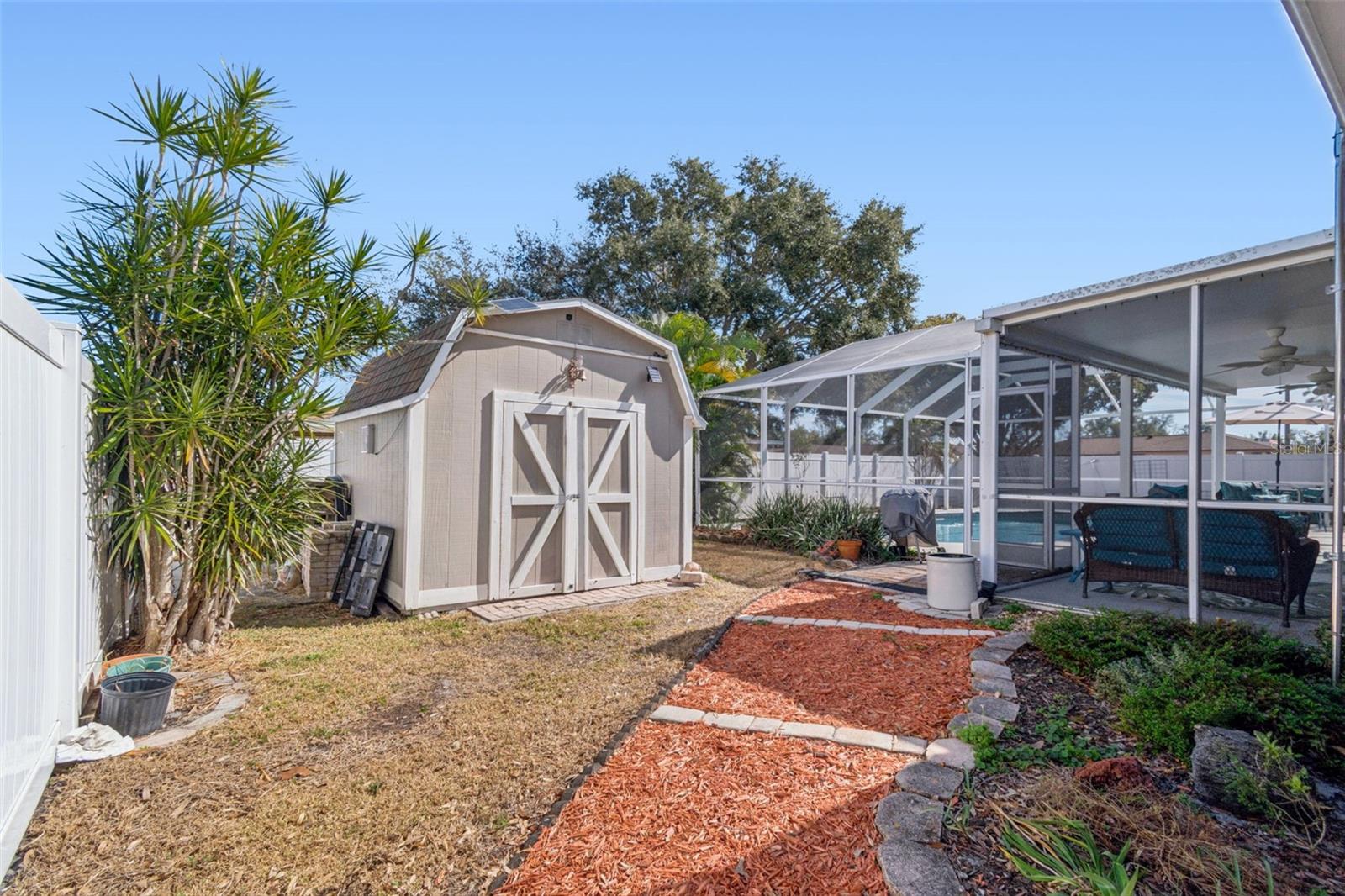 Listing photo id 34 for 11309 112th Court