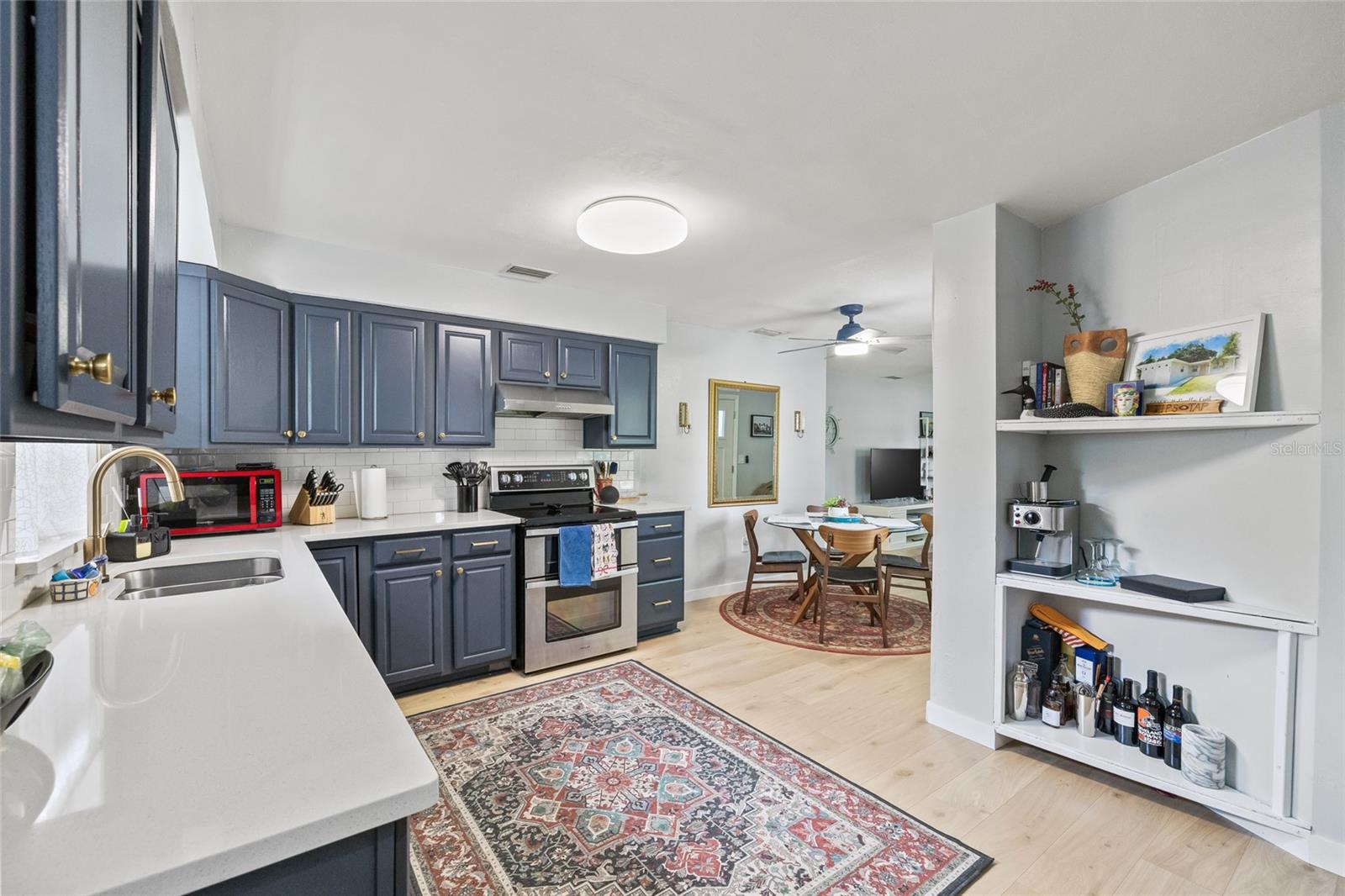 Image 15 of 44 For 6327 Renellie Court