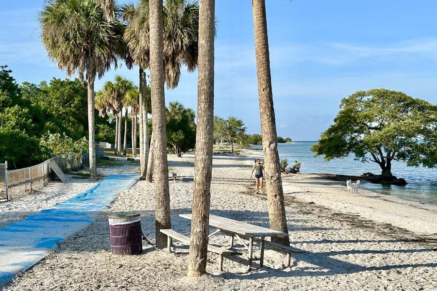 Image 5 of 44 For 6327 Renellie Court