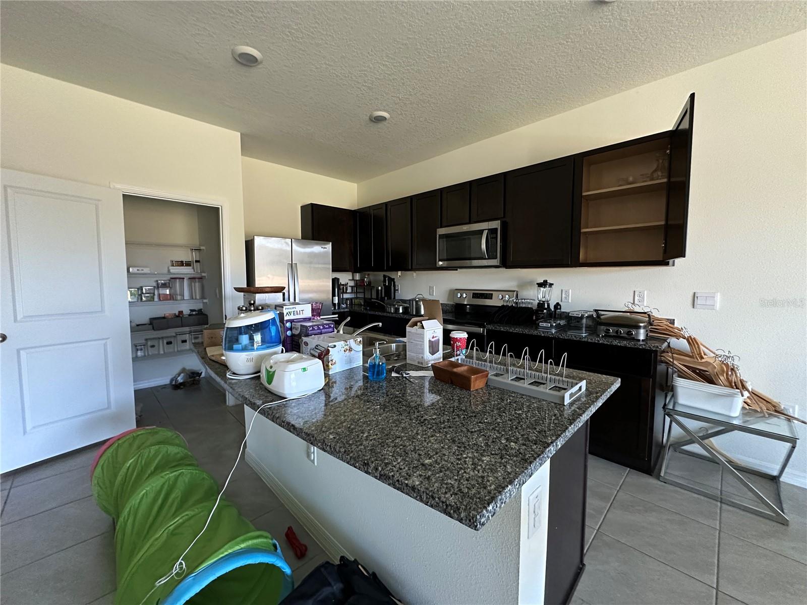 Image 4 of 17 For 16641 Grotto Steam Place